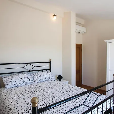 Lovely In With Kitchen Vodnjan